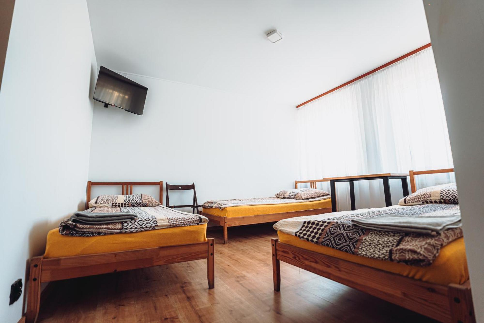 Hotel Kalwados Radzymin Exteriér fotografie